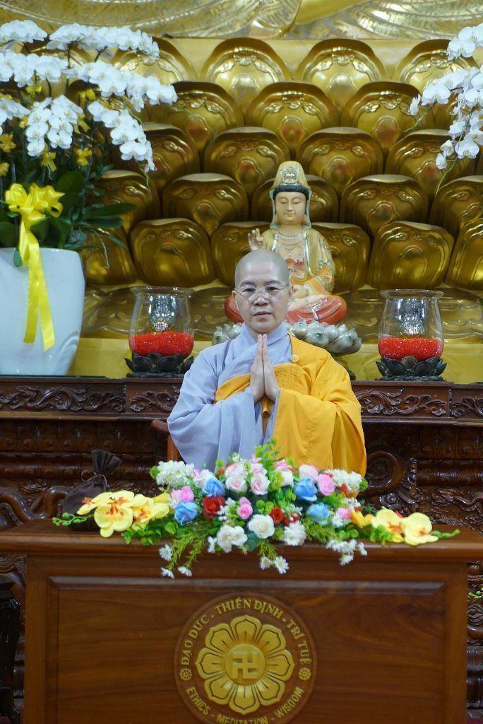 MỘT NGÀY AN LẠC: HỌC CÁCH ĐI TỪ BÓNG TỐI ĐẾN ÁNH SÁNG VÀ NUÔI DƯỠNG HẠNH HIẾU TRONG CUỘC SỐNG