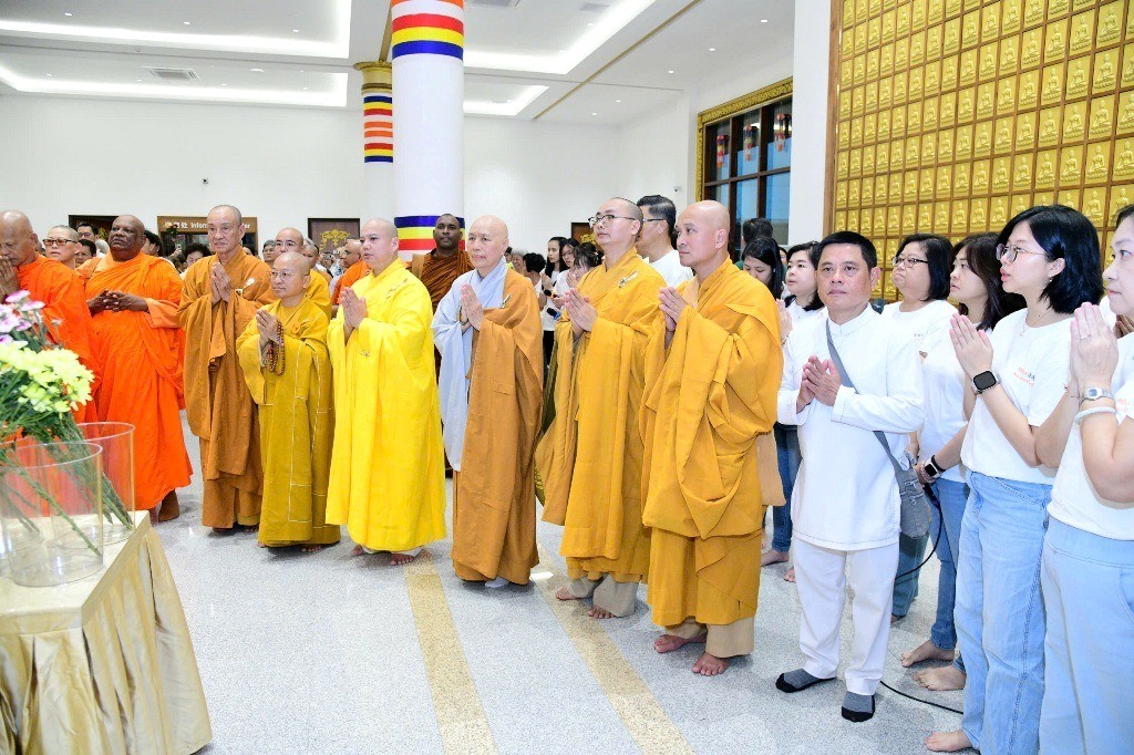 CHÙA HOẰNG TỪ (MAHA KARUNA VIHARA) KHÁNH THÀNH – THÊM MỘT KHÔNG GIAN TU HỌC PHẬT GIÁO TẠI MALAYSIA