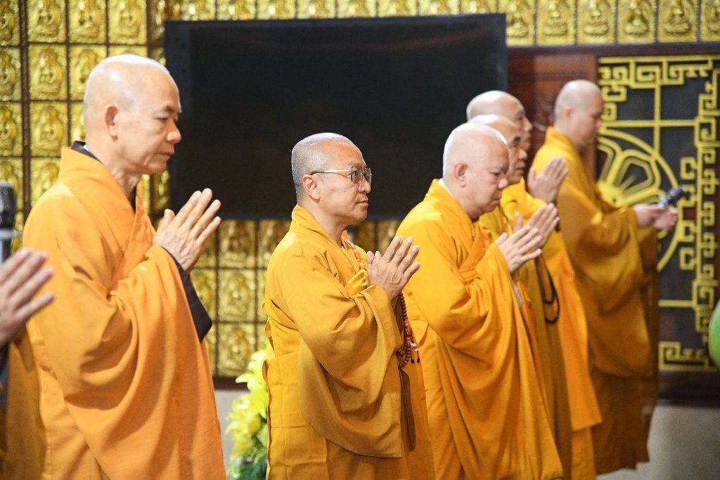 TP.HCM: TRANG NGHIÊM LỄ TỰ TỨ VÀ TẠ PHÁP MÃN HẠ TẠI CHÙA GIÁC NGỘ