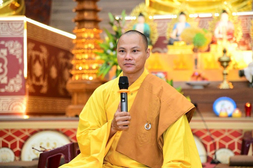 GẦN 100 HÀNH GIẢ “PHƯƠNG TRỜI THONG DONG” LẦN 10 NHẬP CHÚNG, LÀM QUEN NẾP SỐNG TU HỌC TẠI TRƯỜNG HẠ CHÙA GIÁC NGỘ - ĐẤT ĐỎ