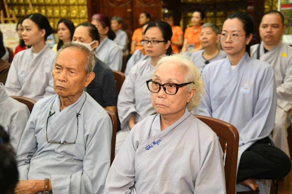 NHẬN DIỆN LỖI VÀ SÁM HỐI - BÀI HỌC TU TẬP SÂU SẮC TRONG KHÓA TU NGÀY AN LẠC MÙA VU LAN