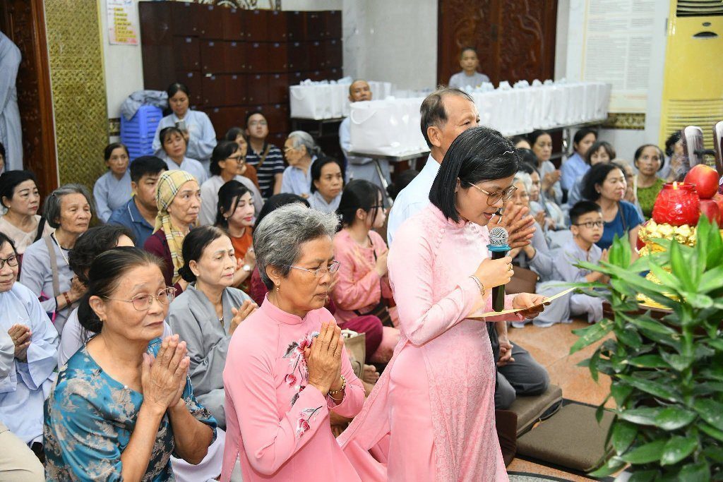 TP.HCM: TRANG NGHIÊM LỄ TỰ TỨ VÀ TẠ PHÁP MÃN HẠ TẠI CHÙA GIÁC NGỘ