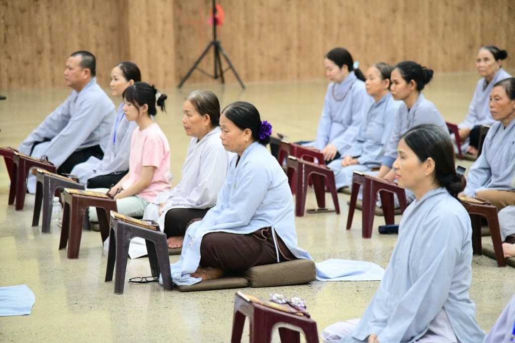 GIEO DUYÊN XUẤT GIA – CÙNG TĂNG ĐOÀN AN CƯ THỰC TẬP SÁM HỐI