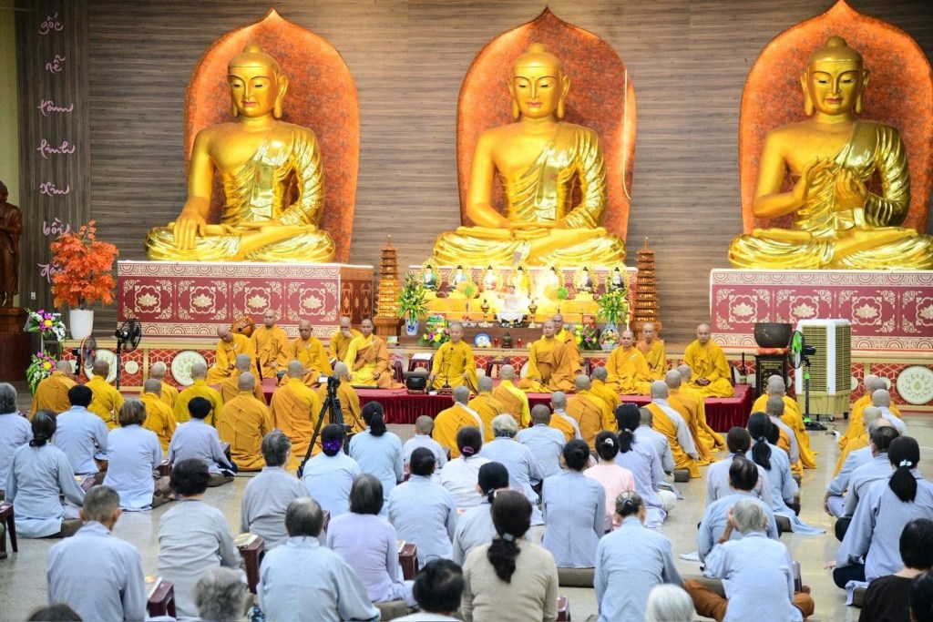 GIEO DUYÊN XUẤT GIA – CÙNG TĂNG ĐOÀN AN CƯ THỰC TẬP SÁM HỐI