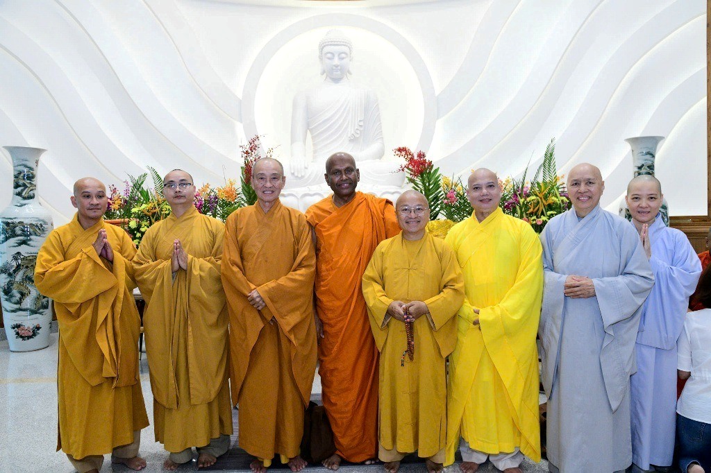 CHÙA HOẰNG TỪ (MAHA KARUNA VIHARA) KHÁNH THÀNH – THÊM MỘT KHÔNG GIAN TU HỌC PHẬT GIÁO TẠI MALAYSIA
