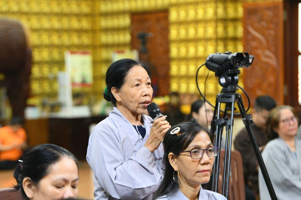 NHẬN DIỆN LỖI VÀ SÁM HỐI - BÀI HỌC TU TẬP SÂU SẮC TRONG KHÓA TU NGÀY AN LẠC MÙA VU LAN