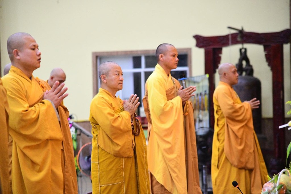GIEO DUYÊN XUẤT GIA – CÙNG TĂNG ĐOÀN AN CƯ THỰC TẬP SÁM HỐI