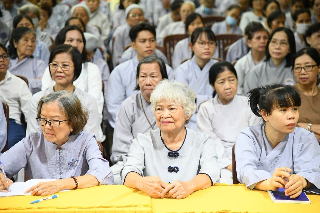 NHẬN DIỆN LỖI VÀ SÁM HỐI - BÀI HỌC TU TẬP SÂU SẮC TRONG KHÓA TU NGÀY AN LẠC MÙA VU LAN