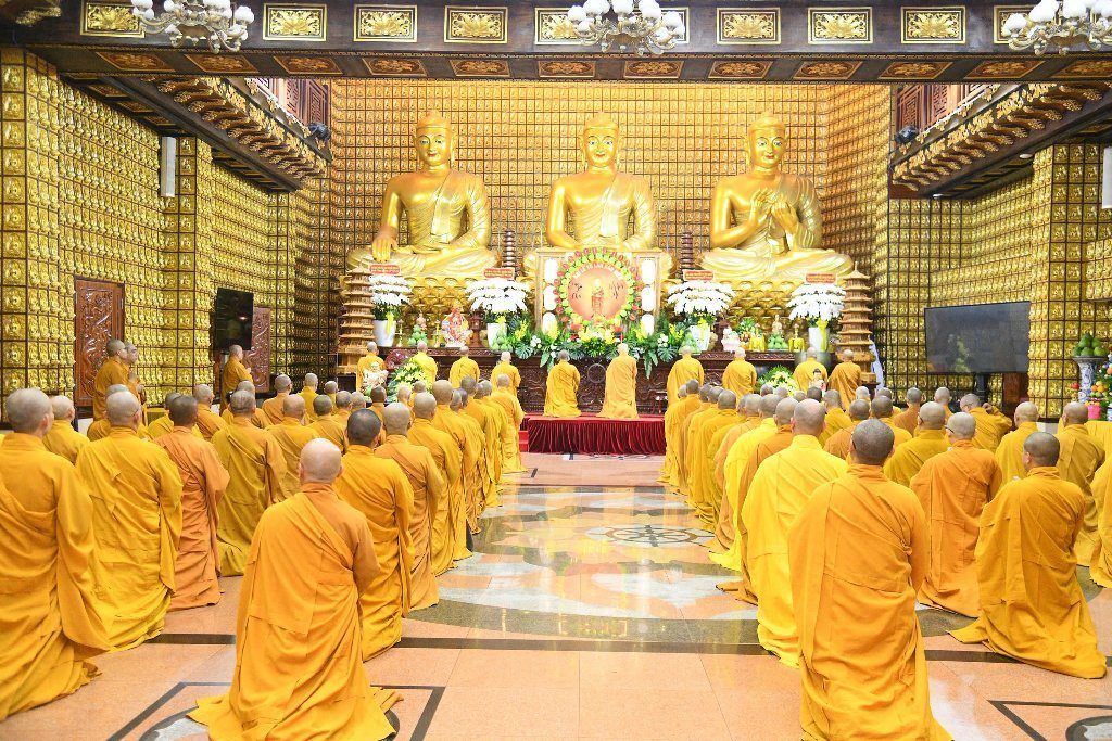 TP.HCM: TRANG NGHIÊM LỄ TỰ TỨ VÀ TẠ PHÁP MÃN HẠ TẠI CHÙA GIÁC NGỘ