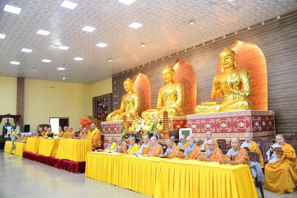 KHAI MẠC KHÓA TU “PHƯƠNG TRỜI THONG DONG” LẦN 10: GIEO DUYÊN XUẤT GIA, CÙNG TĂNG ĐOÀN AN CƯ TU HỌC