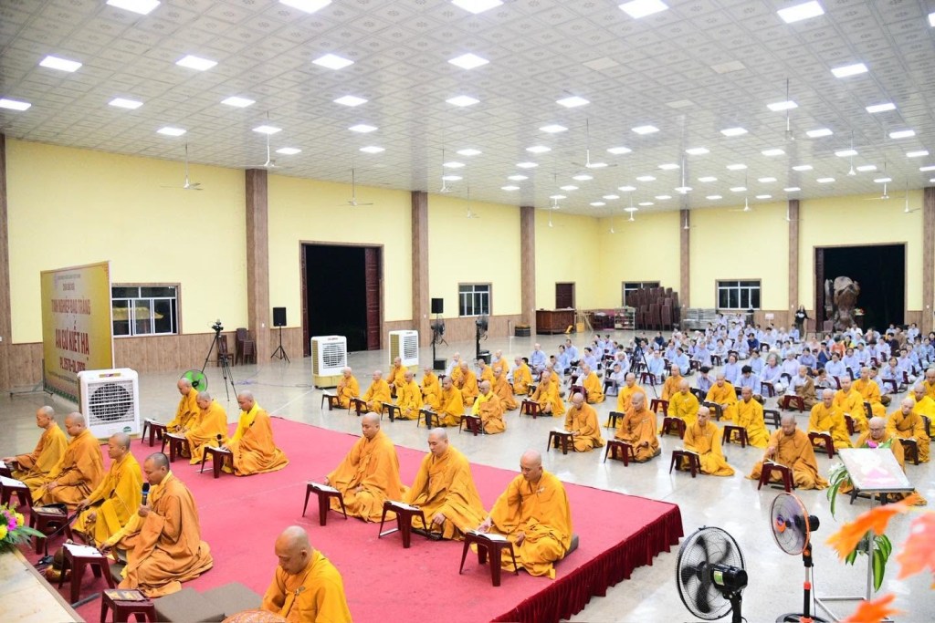 GIEO DUYÊN XUẤT GIA – CÙNG TĂNG ĐOÀN AN CƯ THỰC TẬP SÁM HỐI