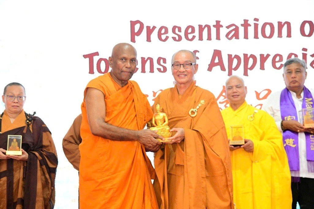 CHÙA HOẰNG TỪ (MAHA KARUNA VIHARA) KHÁNH THÀNH – THÊM MỘT KHÔNG GIAN TU HỌC PHẬT GIÁO TẠI MALAYSIA