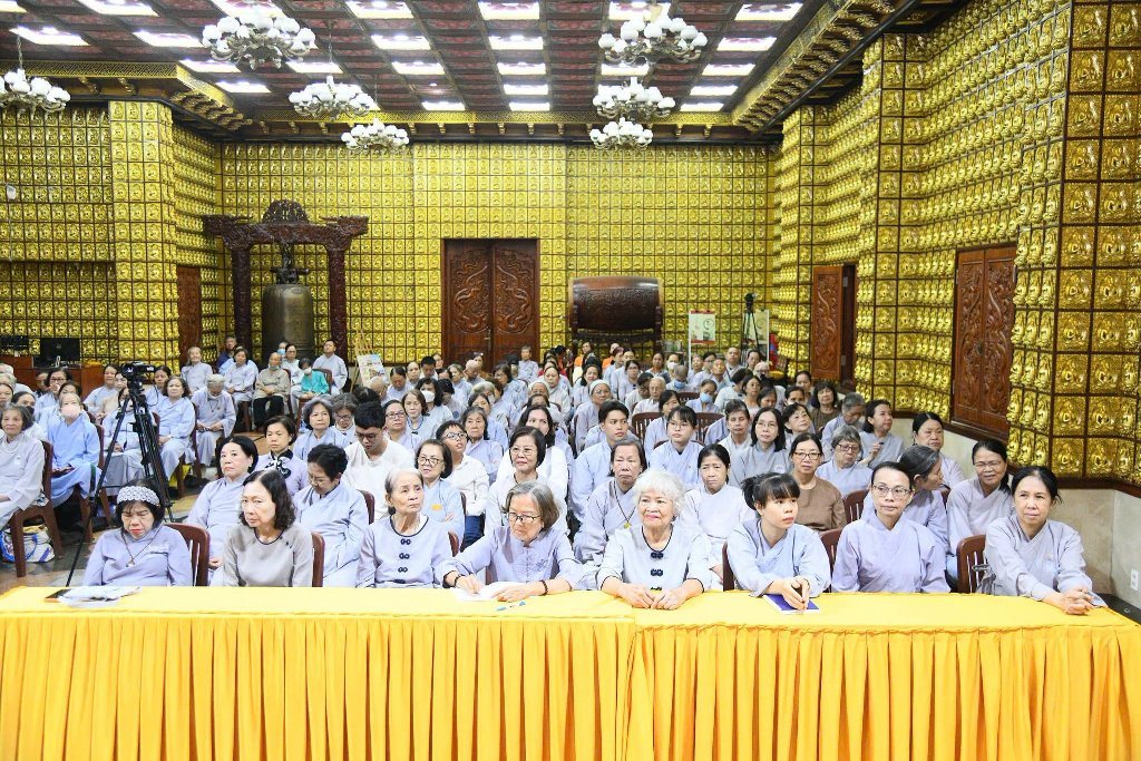 NHẬN DIỆN LỖI VÀ SÁM HỐI - BÀI HỌC TU TẬP SÂU SẮC TRONG KHÓA TU NGÀY AN LẠC MÙA VU LAN