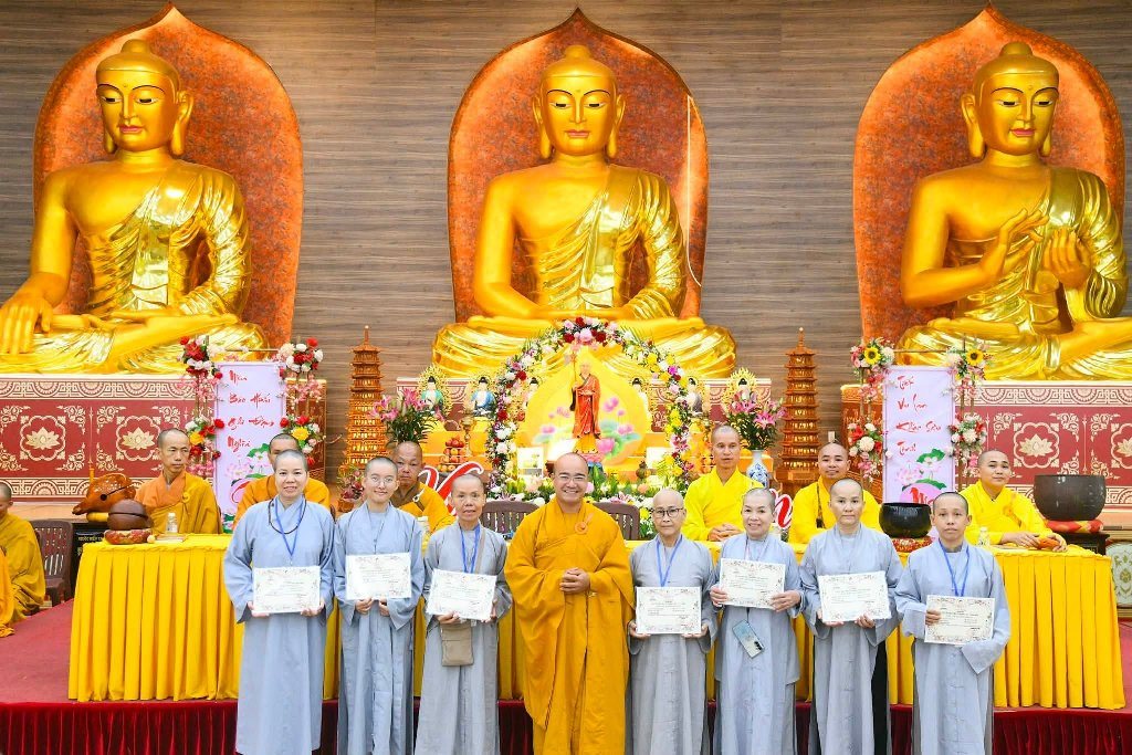 BẾ MẠC KHÓA TU “PHƯƠNG TRỜI THONG DONG” LẦN 10 - KHÉP LẠI 7 NGÀY TU HỌC TRỌN VẸN Ý NGHĨA