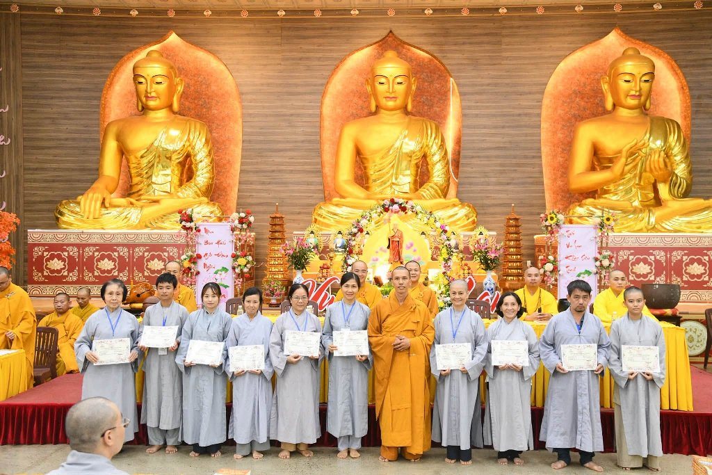 BẾ MẠC KHÓA TU “PHƯƠNG TRỜI THONG DONG” LẦN 10 - KHÉP LẠI 7 NGÀY TU HỌC TRỌN VẸN Ý NGHĨA