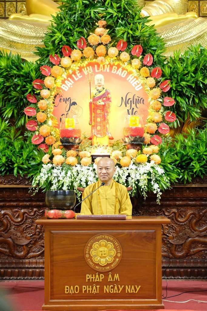PHỤNG SỰ NHÂN SINH – BIẾN LÒNG TỪ BI THÀNH HÀNH ĐỘNG NHÂN ĐẠO