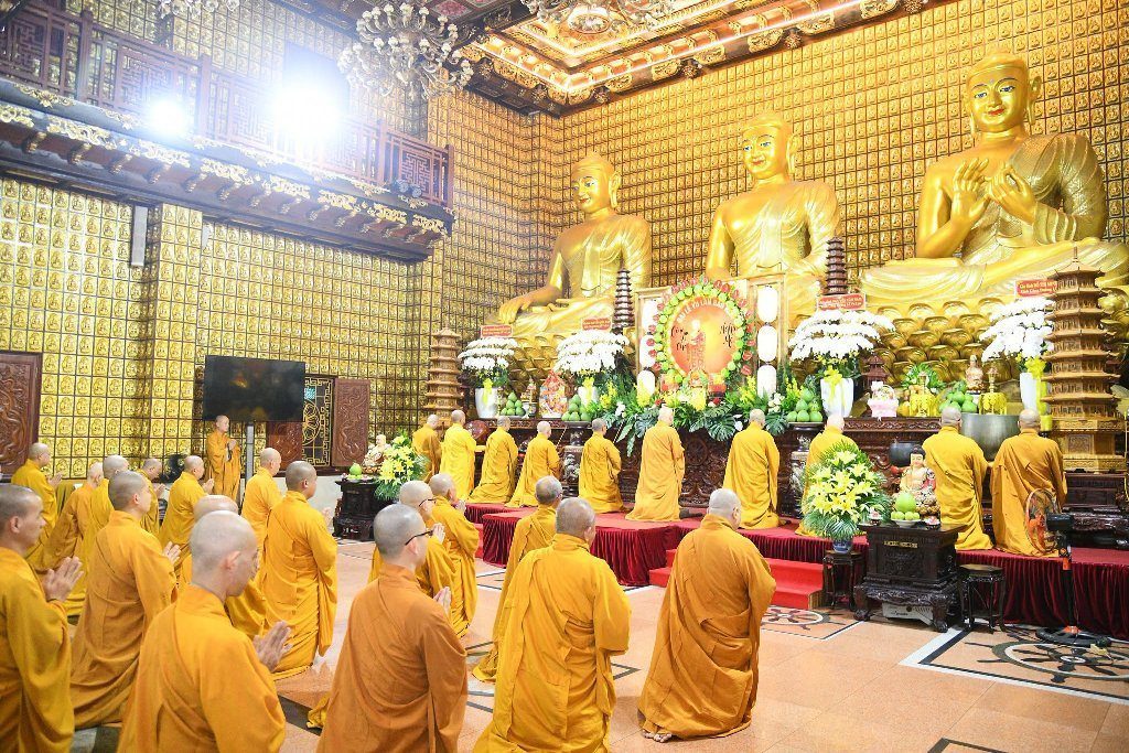 TP.HCM: TRANG NGHIÊM LỄ TỰ TỨ VÀ TẠ PHÁP MÃN HẠ TẠI CHÙA GIÁC NGỘ