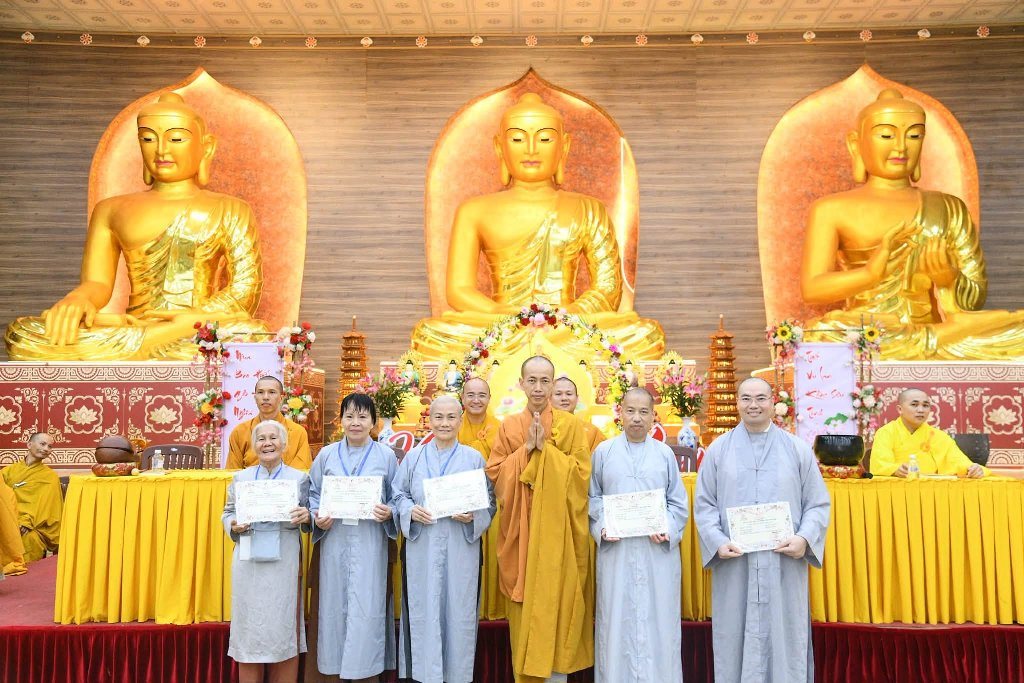 BẾ MẠC KHÓA TU “PHƯƠNG TRỜI THONG DONG” LẦN 10 - KHÉP LẠI 7 NGÀY TU HỌC TRỌN VẸN Ý NGHĨA