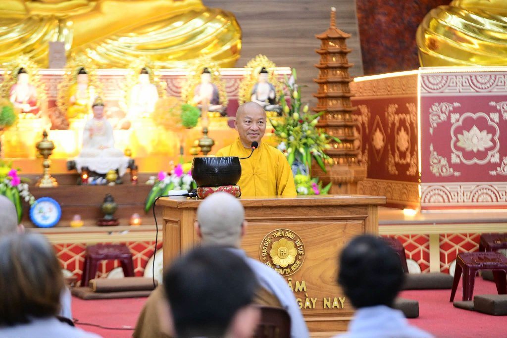 GỠ RỐI BĂN KHOĂN - MỞ RA GÓC NHÌN MỚI VỚI BUỔI VẤN ĐÁP CÙNG TT. THÍCH NHẬT TỪ
