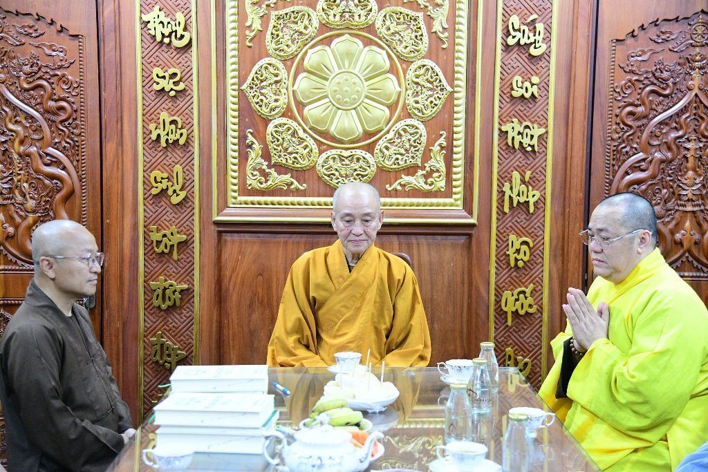 HÒA THƯỢNG THÍCH THIỆN HỶ QUANG LÂM THĂM CHÙA GIÁC NGỘ