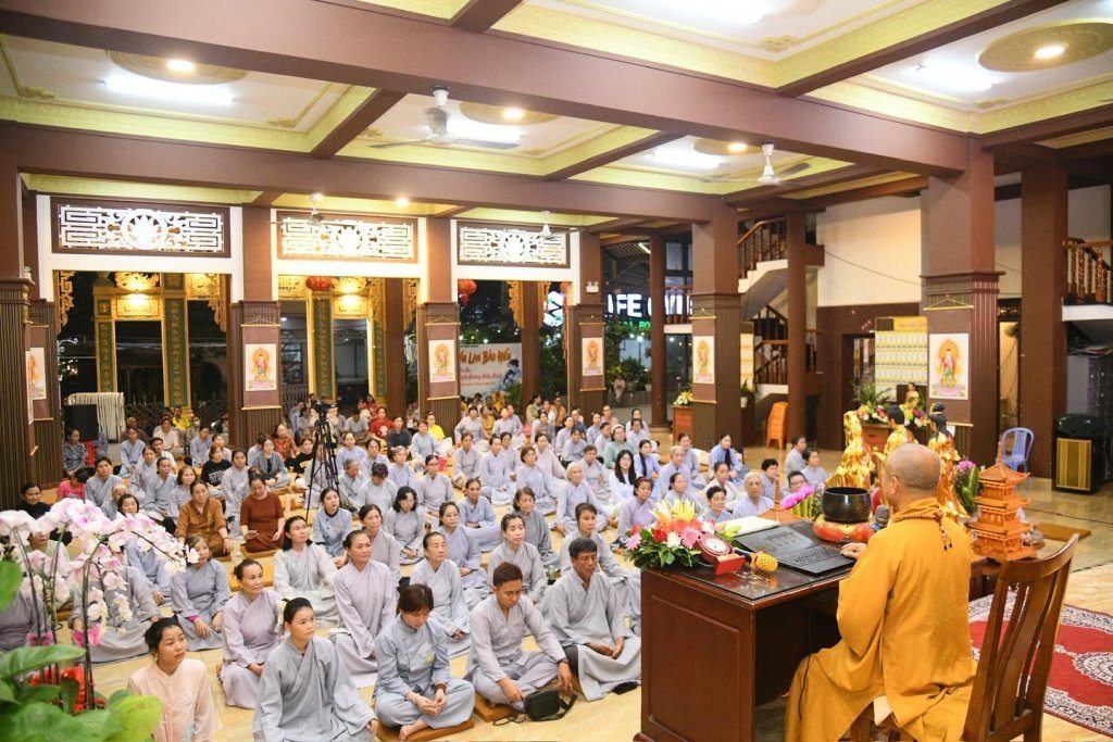 VU LAN – HỌC CÁCH BÁO HIẾU ĐỂ ĐỀN ĐÁP ÂN SINH THÀNH