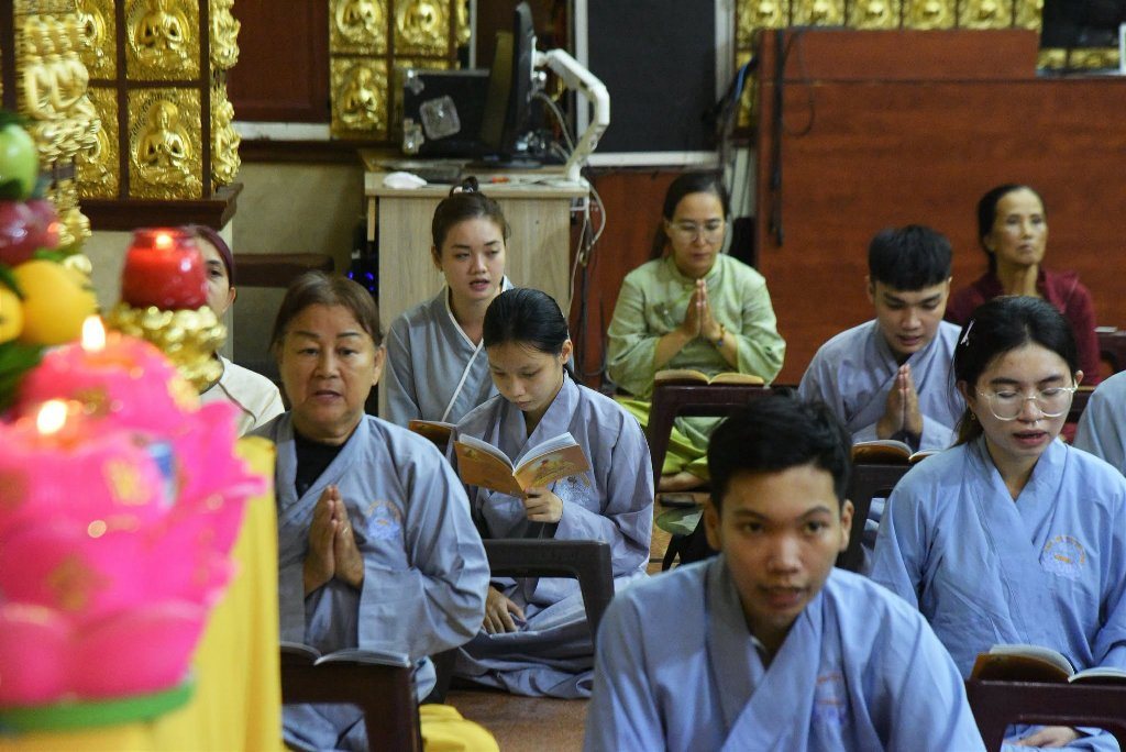 HÀNG TRĂM PHẬT TỬ THAM DỰ LỄ SÁM HỐI TRANG NGHIÊM MÙA VU LAN 2026