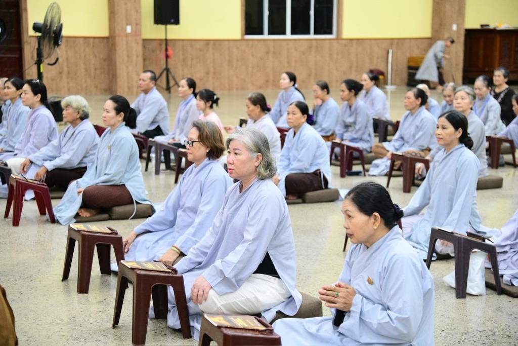 GIEO DUYÊN XUẤT GIA – CÙNG TĂNG ĐOÀN AN CƯ THỰC TẬP SÁM HỐI
