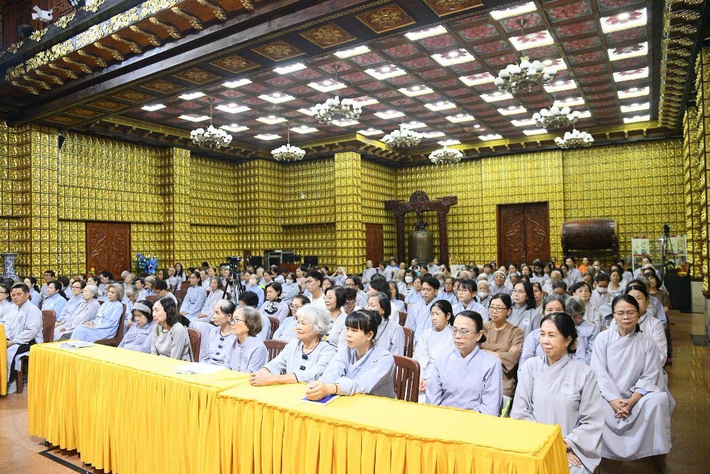 NHẬN DIỆN LỖI VÀ SÁM HỐI - BÀI HỌC TU TẬP SÂU SẮC TRONG KHÓA TU NGÀY AN LẠC MÙA VU LAN