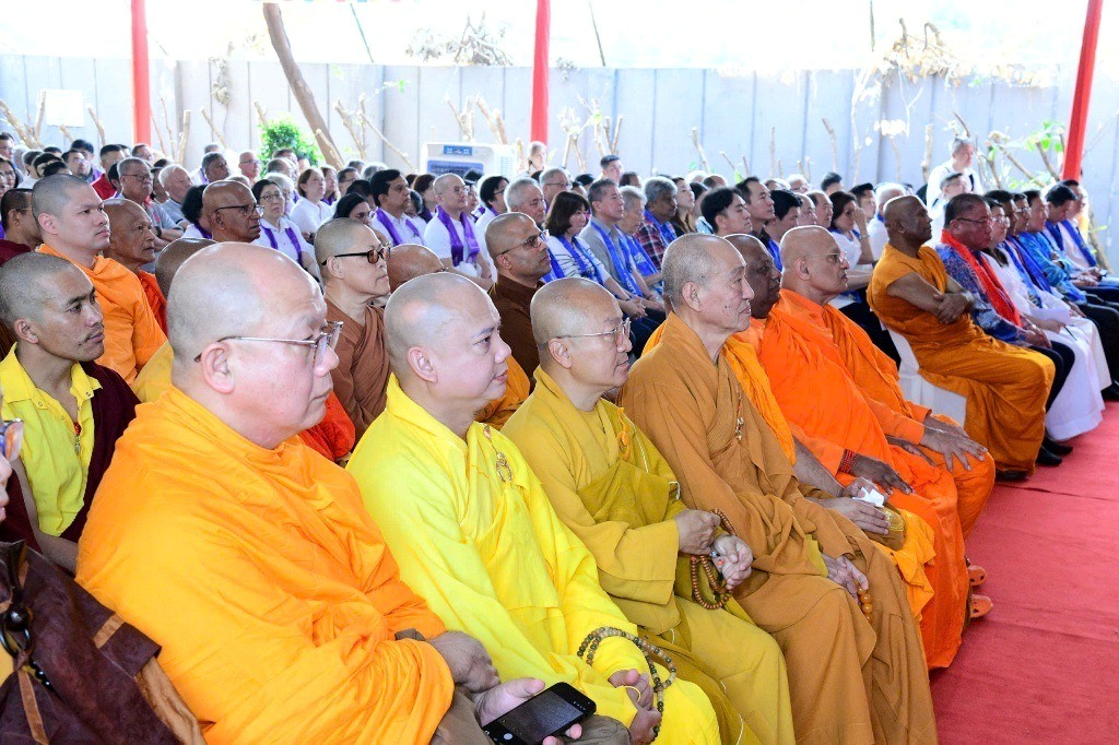 CHÙA HOẰNG TỪ (MAHA KARUNA VIHARA) KHÁNH THÀNH – THÊM MỘT KHÔNG GIAN TU HỌC PHẬT GIÁO TẠI MALAYSIA