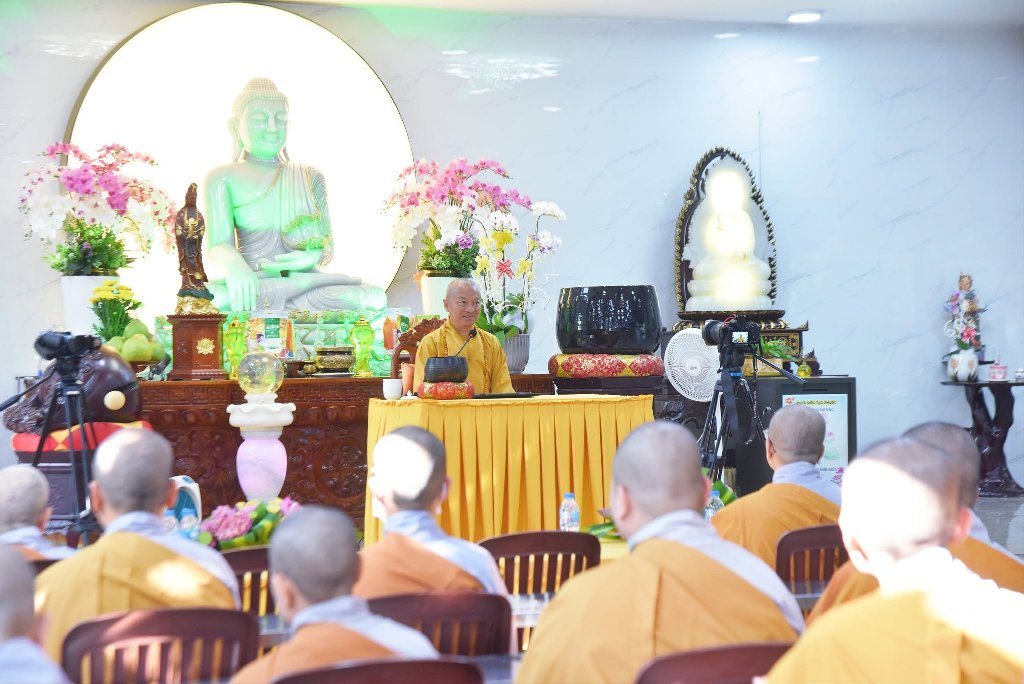 Lời Khai Thị Sâu Sắc Của Thầy Nhật Từ Tại Hạ Trường Tu Viện Long Hưng