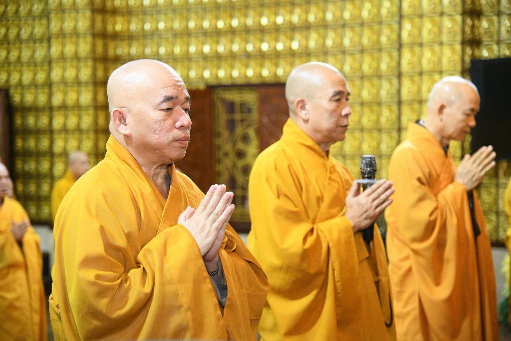 TP.HCM: TRANG NGHIÊM LỄ TỰ TỨ VÀ TẠ PHÁP MÃN HẠ TẠI CHÙA GIÁC NGỘ