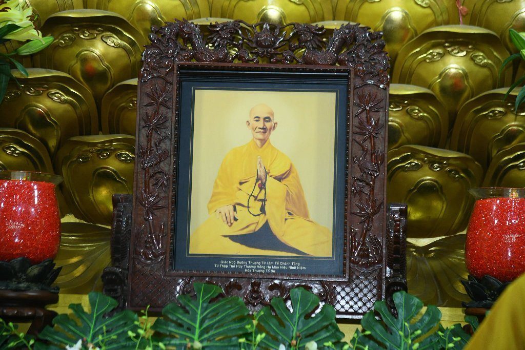 CHÙA GIÁC NGỘ: TRANG NGHIÊM TƯỞNG NIỆM 56 NĂM NGÀY VIÊN TỊCH TỔ SƯ THÍCH NHỨT NIỆM VÀ TỔ CHỨC KHÓA TU NGÀY AN LẠC