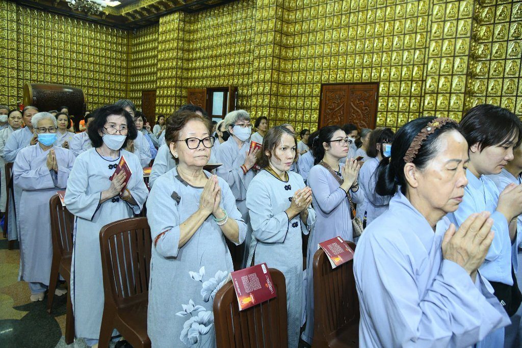 CHÙA GIÁC NGỘ: TRANG NGHIÊM TƯỞNG NIỆM 56 NĂM NGÀY VIÊN TỊCH TỔ SƯ THÍCH NHỨT NIỆM VÀ TỔ CHỨC KHÓA TU NGÀY AN LẠC