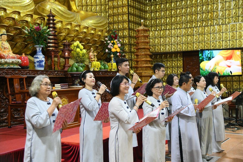 TRẠCH PHÁP TỪ KHÔNG GIAN MẠNG – GIỮ TÂM TỈNH THỨC GIỮA DÒNG CHẢY THỜI ĐẠI SỐ