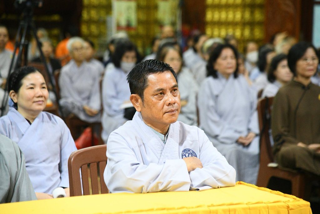 TRẠCH PHÁP TỪ KHÔNG GIAN MẠNG – GIỮ TÂM TỈNH THỨC GIỮA DÒNG CHẢY THỜI ĐẠI SỐ