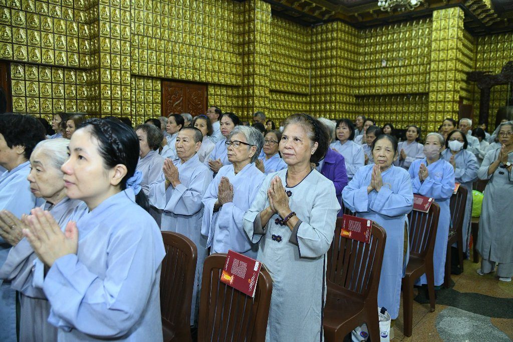 CHÙA GIÁC NGỘ: TRANG NGHIÊM TƯỞNG NIỆM 56 NĂM NGÀY VIÊN TỊCH TỔ SƯ THÍCH NHỨT NIỆM VÀ TỔ CHỨC KHÓA TU NGÀY AN LẠC