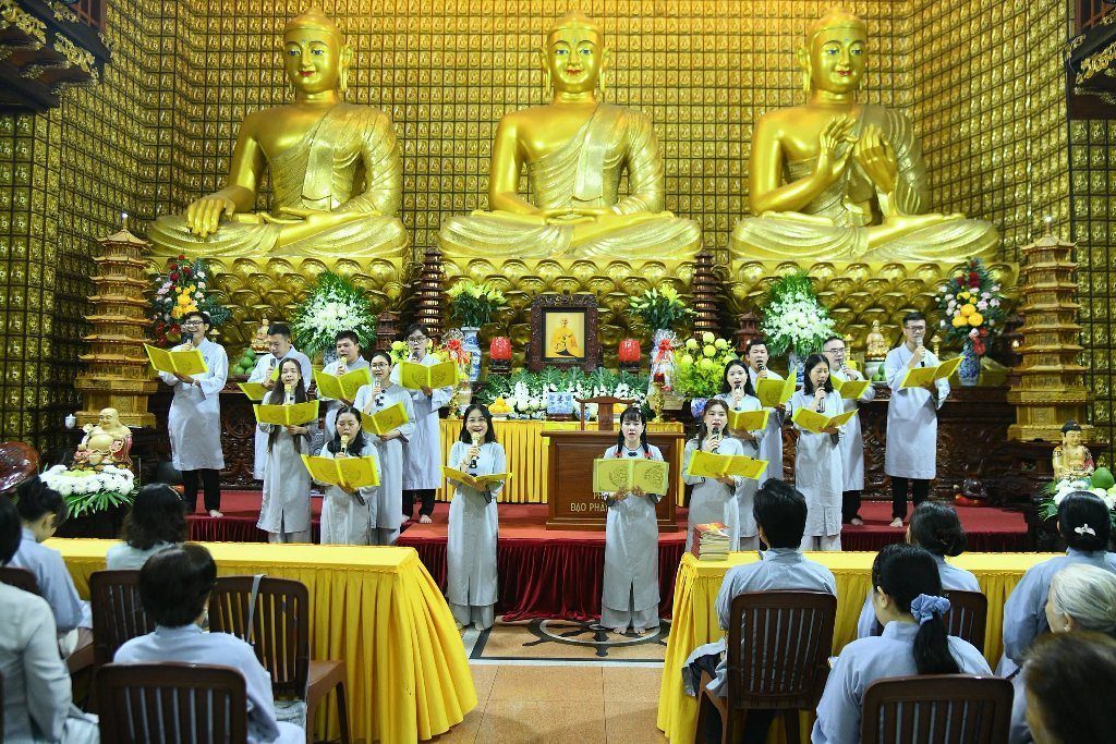CHÙA GIÁC NGỘ: TRANG NGHIÊM TƯỞNG NIỆM 56 NĂM NGÀY VIÊN TỊCH TỔ SƯ THÍCH NHỨT NIỆM VÀ TỔ CHỨC KHÓA TU NGÀY AN LẠC