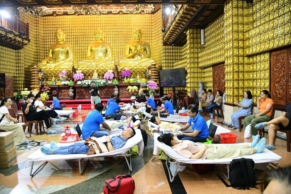 CHÙA GIÁC NGỘ TỔ CHỨC HIẾN MÁU NHÂN ĐẠO LẦN THỨ 137