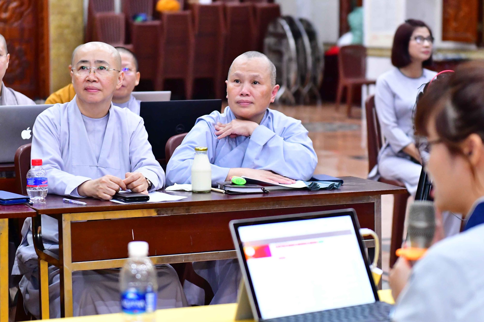 Quỹ Đạo Phật Ngày Nay giới thiệu sơ bộ về thiện pháp cúng dường 1000 trang web đến các ngôi chùa tại Việt Nam