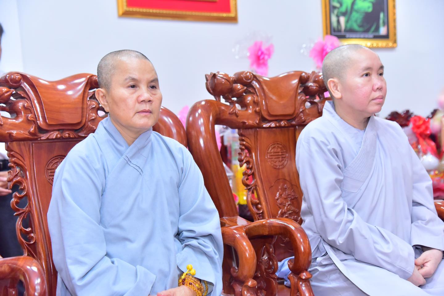 Ban Trị sự GHPGVN TP.HCM và Học viện Phật giáo Việt Nam tại TP.HCM thăm chúc tết lãnh đạo huyện Bình Chánh và xã Lê Minh Xuân