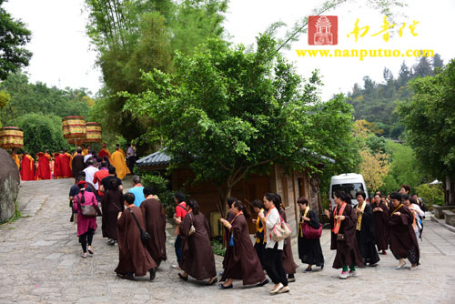 Trung Quốc: Chùm ảnh Pháp hội Thủy Lục tại Thái Bình Nham Tự