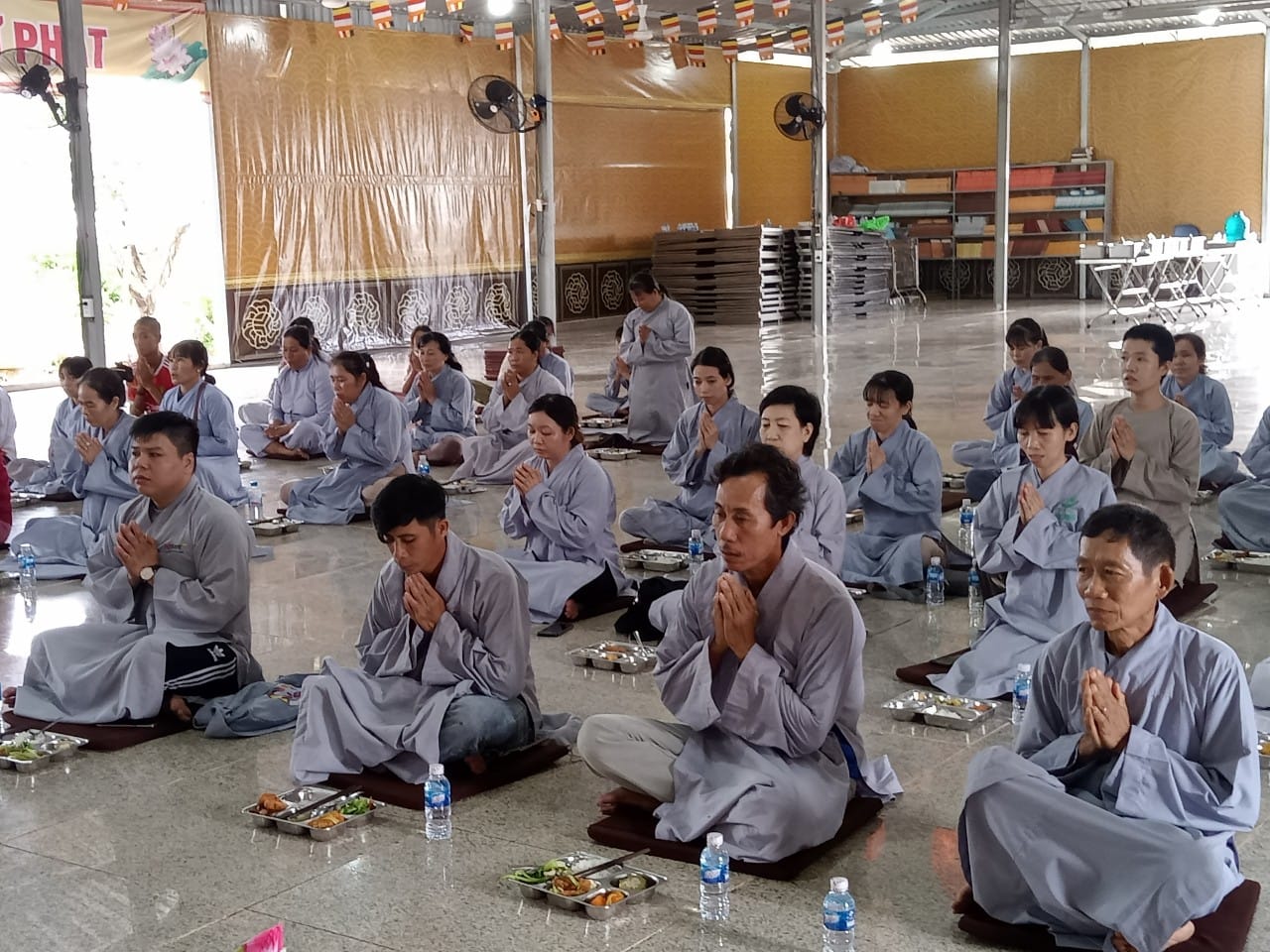 Niềm an vui trong Ngày An Lạc tại Chùa Quan Âm Đông Hải