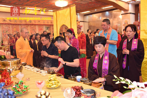 Trung Quốc: Chùm ảnh Pháp hội Thủy Lục tại Thái Bình Nham Tự