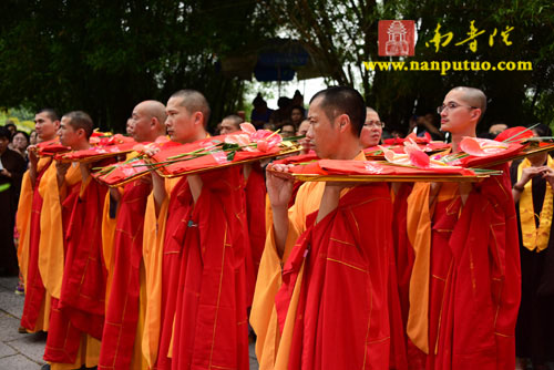 Trung Quốc: Chùm ảnh Pháp hội Thủy Lục tại Thái Bình Nham Tự