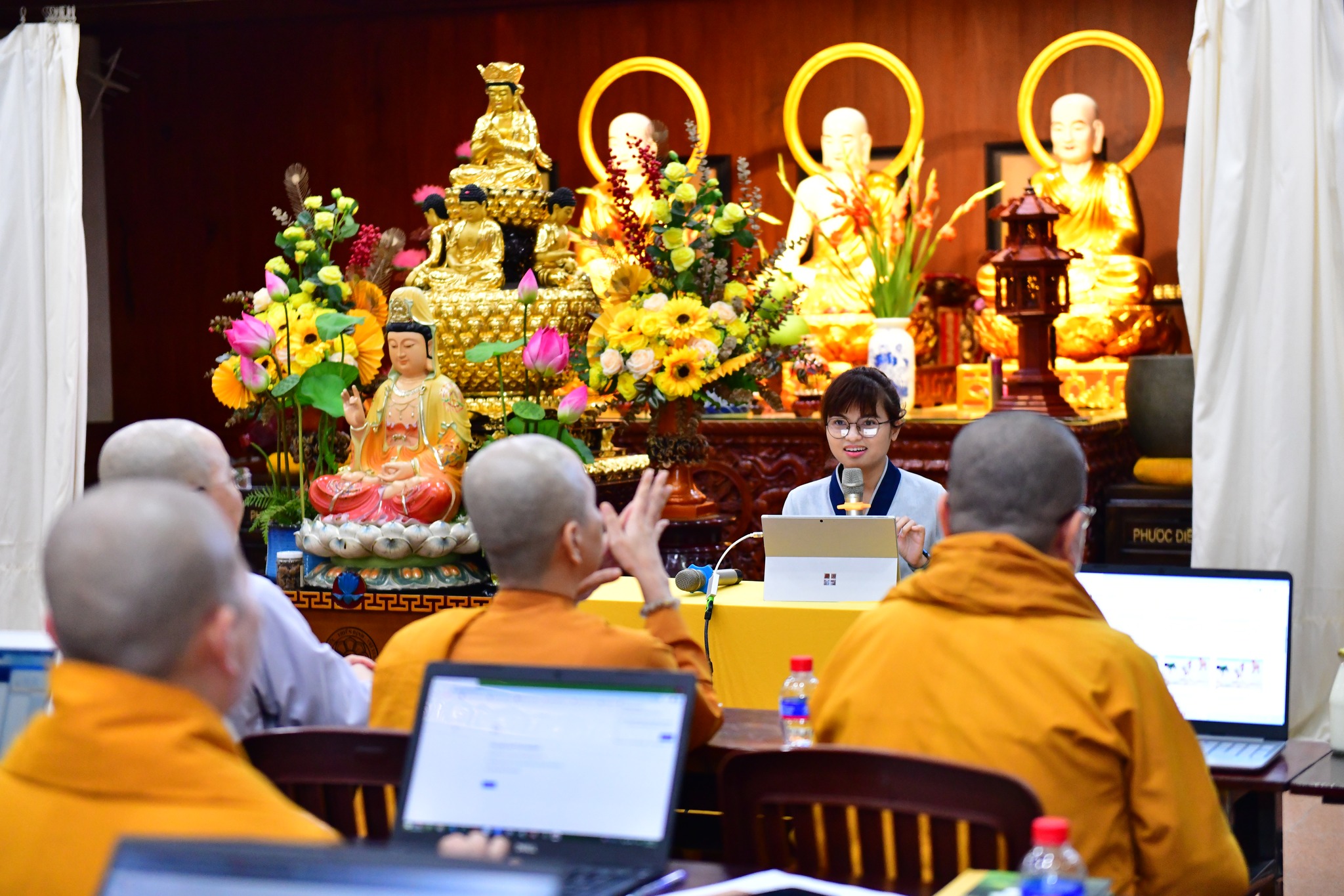 Quỹ Đạo Phật Ngày Nay giới thiệu sơ bộ về thiện pháp cúng dường 1000 trang web đến các ngôi chùa tại Việt Nam