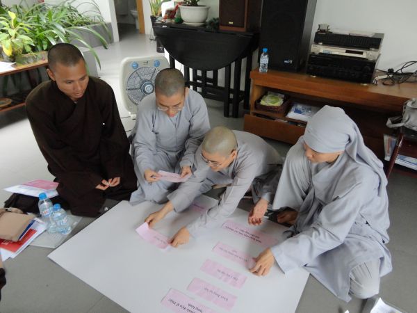 CLB Hoằng Pháp Trẻ tập huấn nâng cao kỷ năng giảng dạy cho các đạo tràng thanh thiếu niên