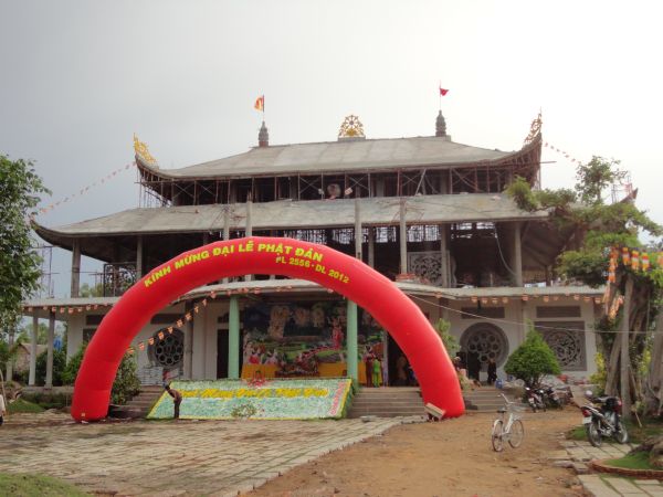 Đồng Tháp: Chùa Quê Hương hân hoan chuẩn bị đón mừng ngày Phật đản sanh