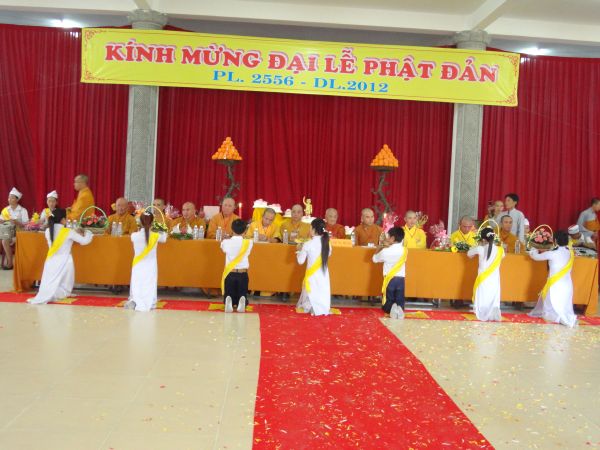 Đồng Tháp: Ban Đại diện Phật giáo huyện Tam Nông tổ chức Đại lễ Phật Đản