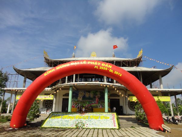 Đồng Tháp: Ban Đại diện Phật giáo huyện Tam Nông tổ chức Đại lễ Phật Đản