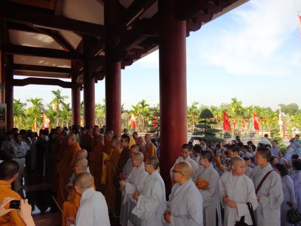 Hóc Môn: Mùa Phật Đản nhớ về các anh hùng chiến sĩ vị quốc vong thân